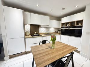 Photo 14- click for photo gallery